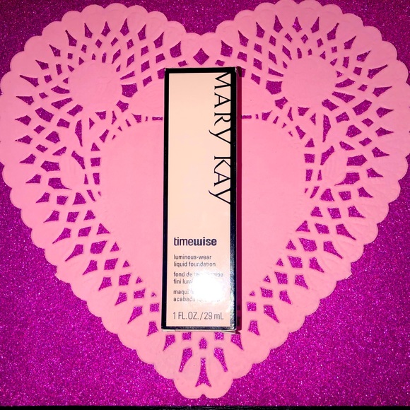 Mary Kay timewise luminous liquid foundation